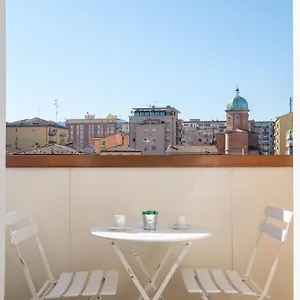 Scandellari Apartments - Stylish Stay For Two Guests Apartment